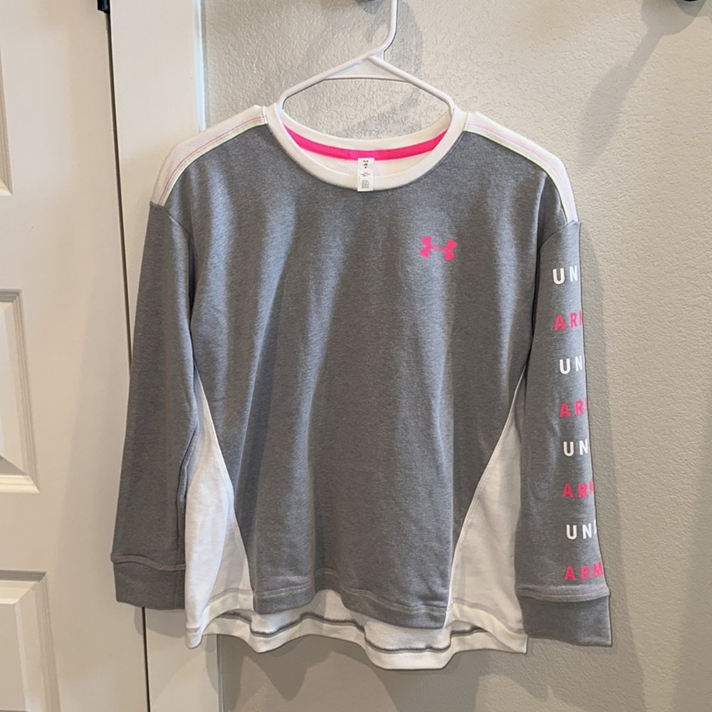 EUC Girls Under Armour Brand Teen Tween Long Sleeve Top Shirt Sweatshirt UA
